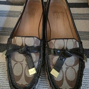Coach Women's Black and Brown Loafers